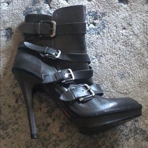 Ankle boots